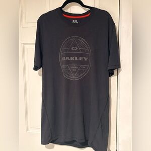 Oakley Men's Dark Gray Graphic Tee